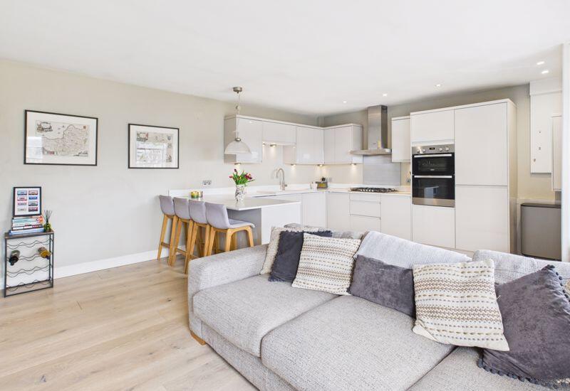 Kitchen / Living Room