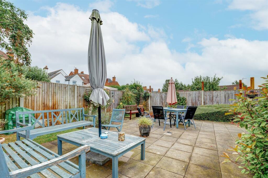 24 Western Close, Ashby