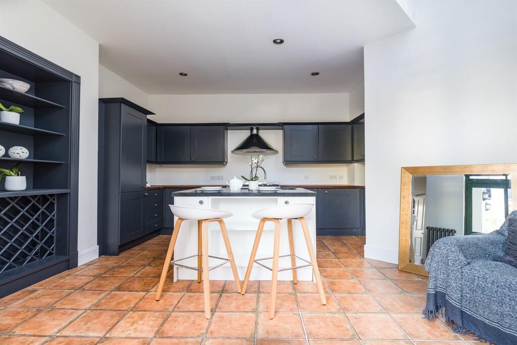 98288_169640_IMAG...