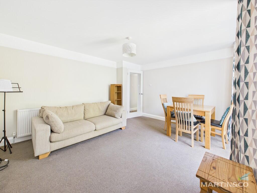 CAM03111G0-PR0305...