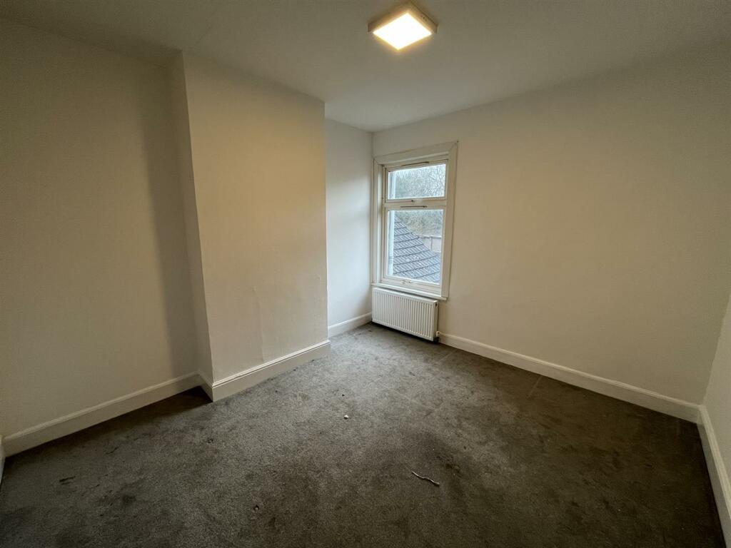 Bedroom 2.jpeg