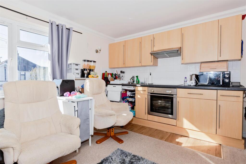 Walnut tree crt_2.jpg