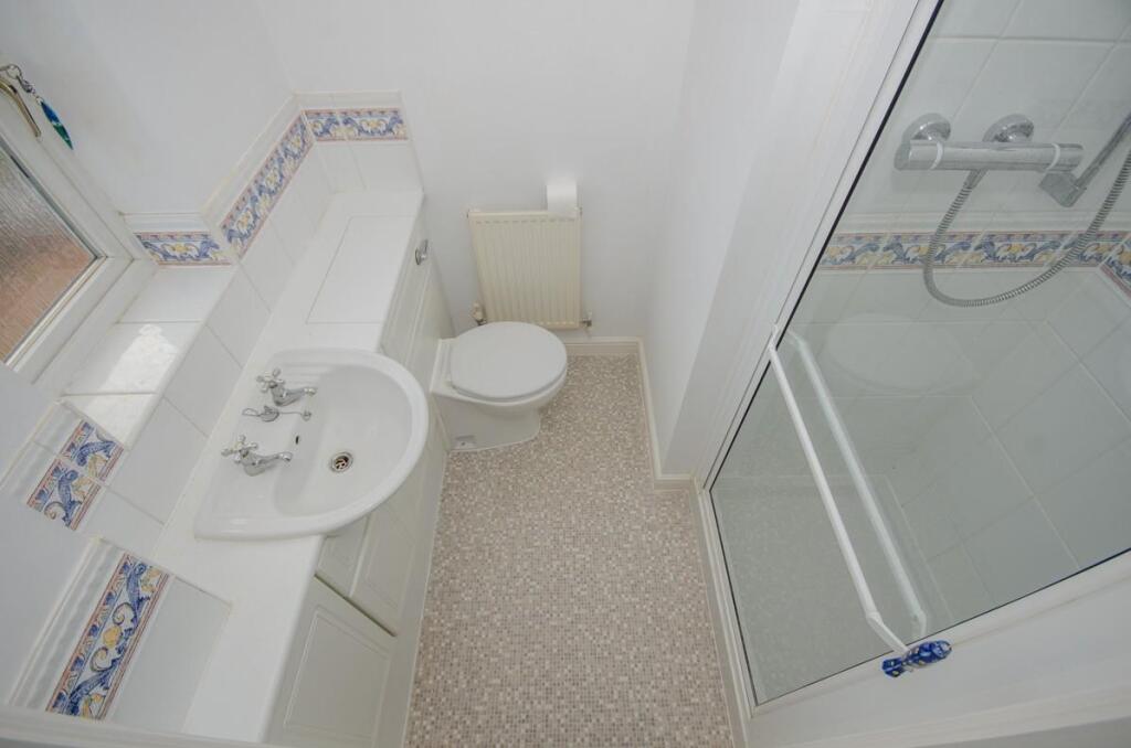 En suite.jpg