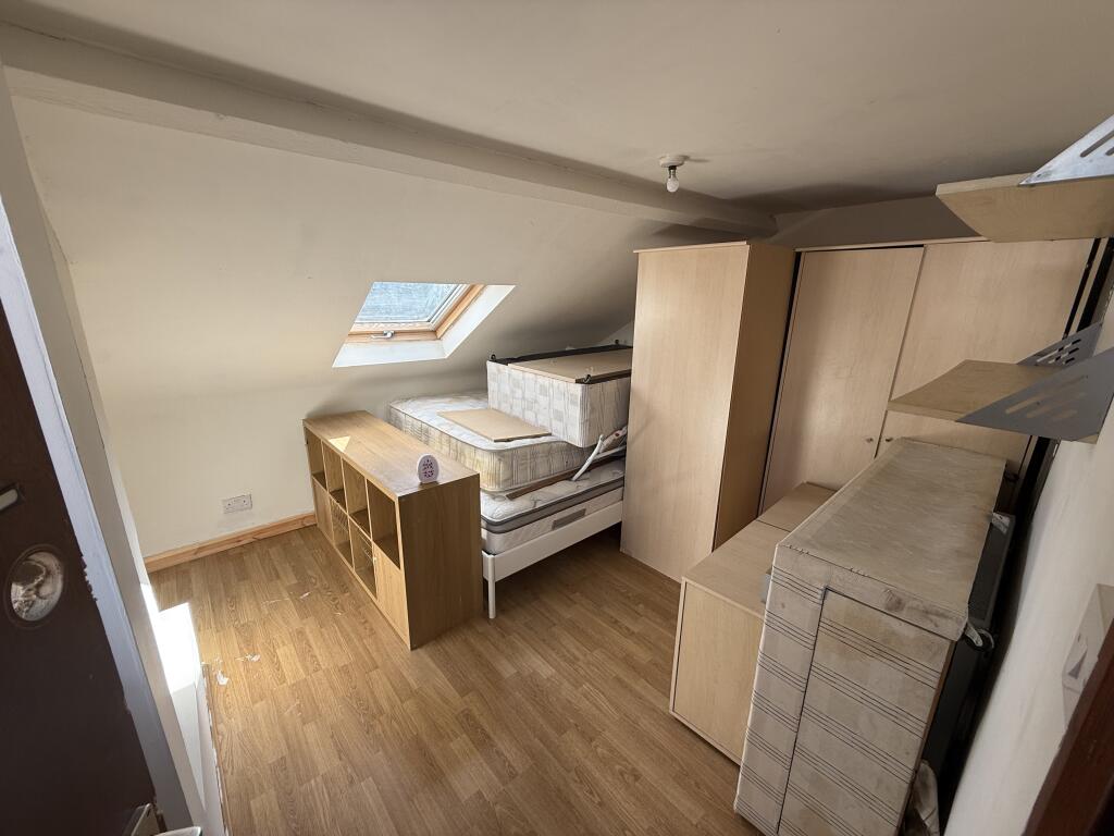 Photo 09-09-2025  14 28 06 T202509091733.jpg