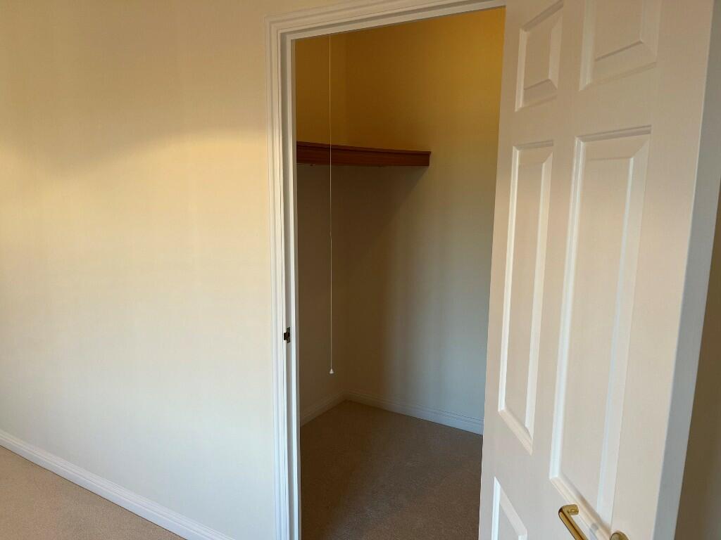 Flat 43