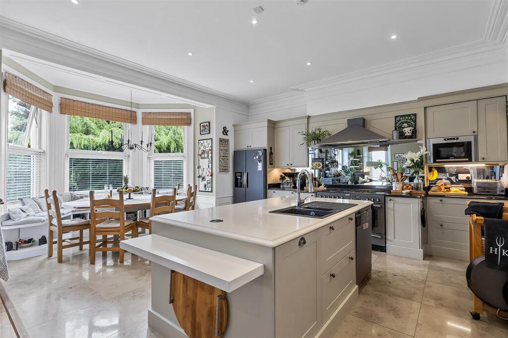 Kitchen/Breakfast Room