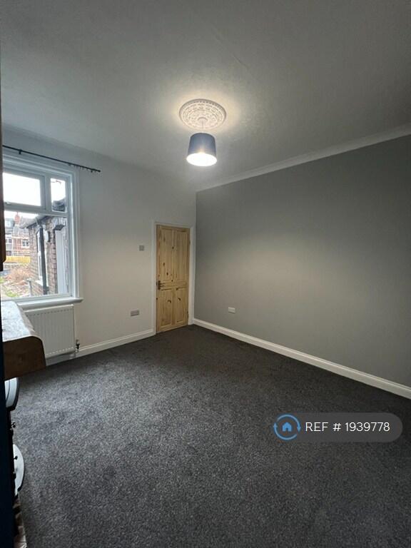 Rear Living Room 3