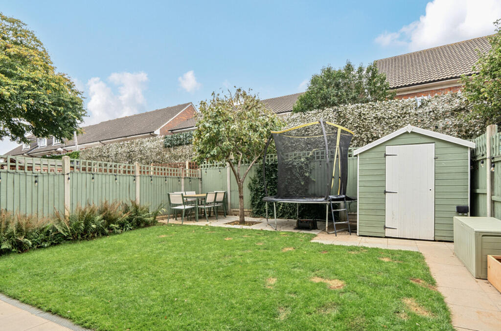 1359749-3-68d6691...