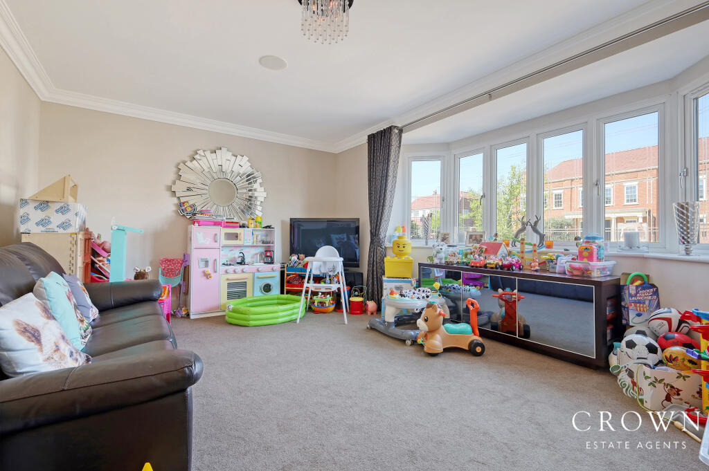 Snug/Toy Room