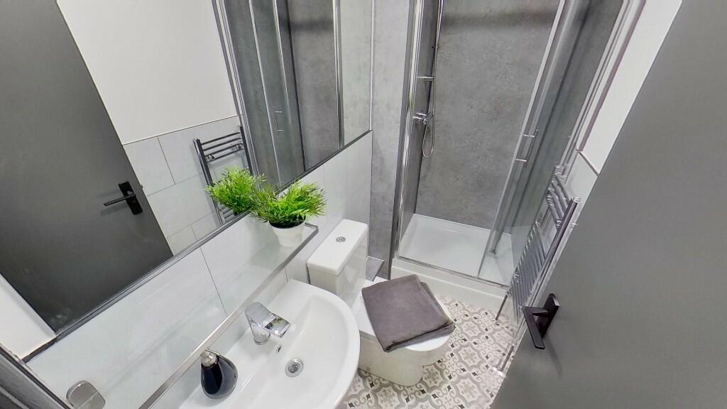 GF shower room