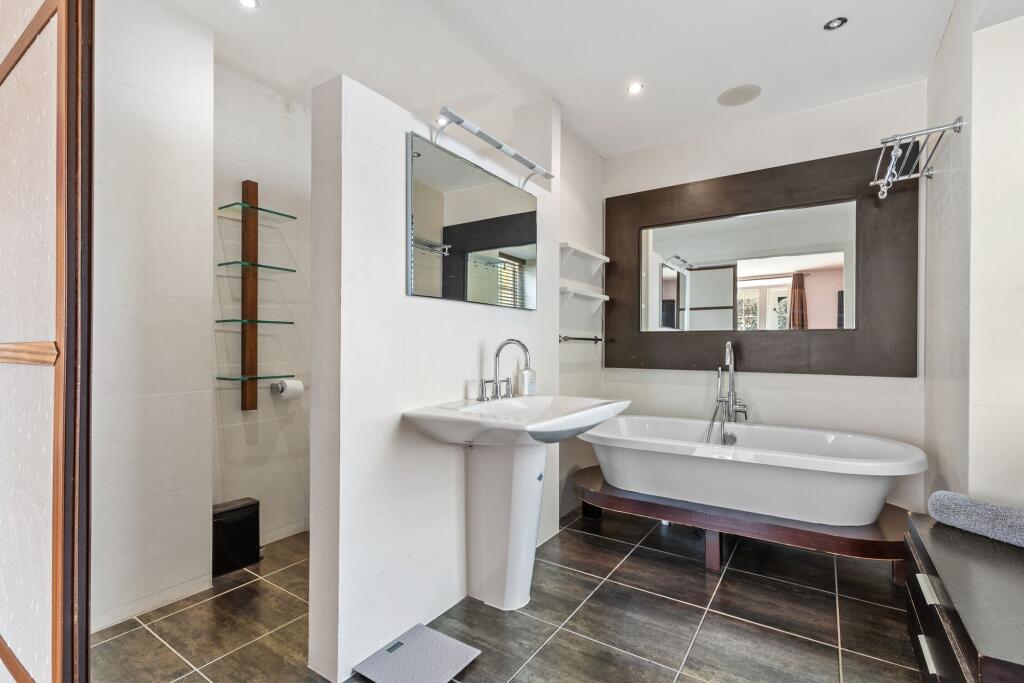 en-suite