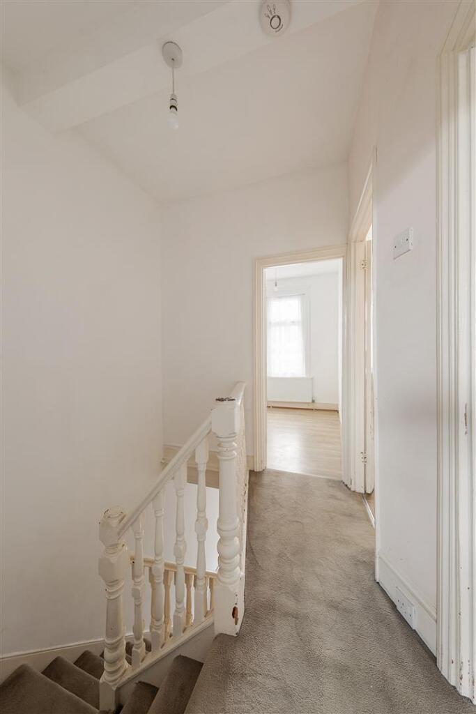 Theobald Road, E17