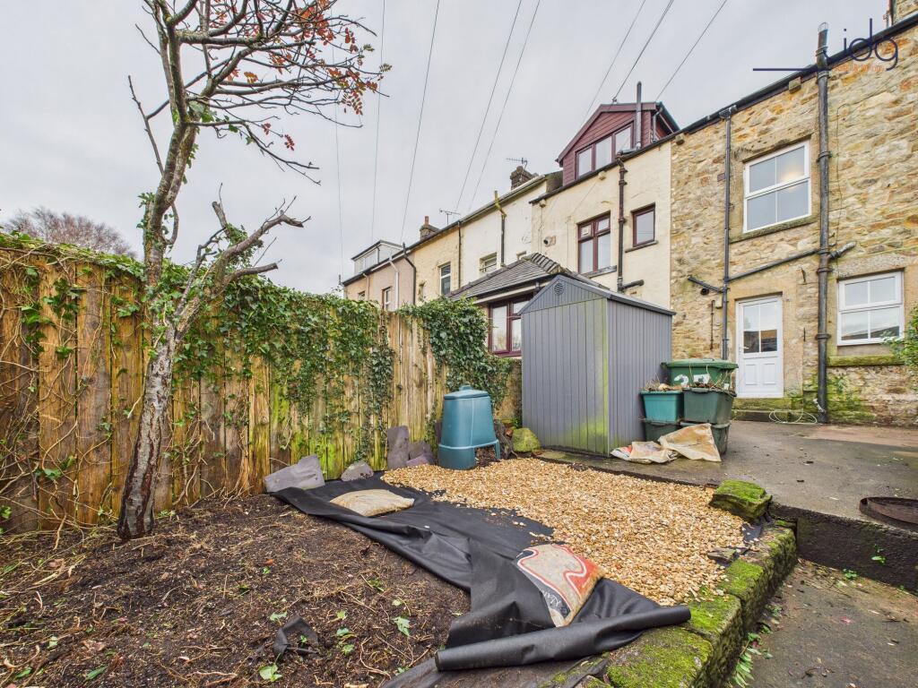 Spacious Rear Garden