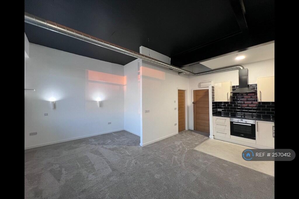 Large Studio Almost 40m2