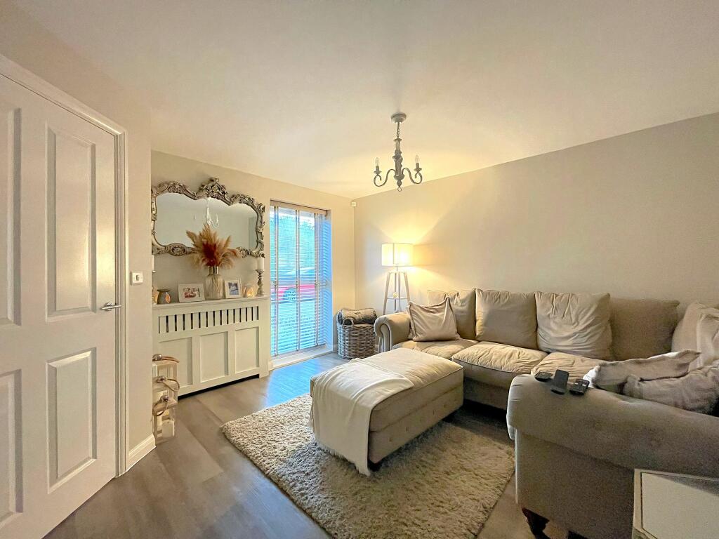 Living Room (1)