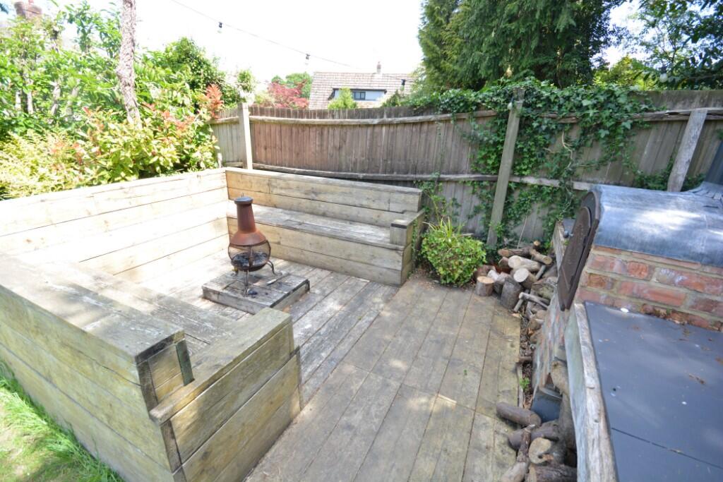 DECKING