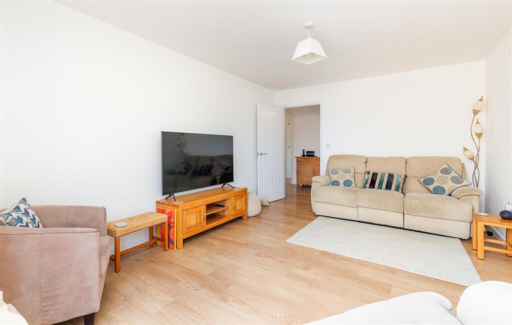 Sitting Room 1-3