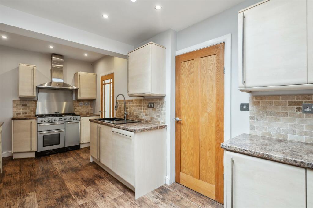 82 Burman Road, Shirley, B90 2BQ DMS3006_6.jpg