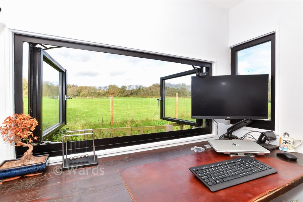 External Lifestyle Photograph