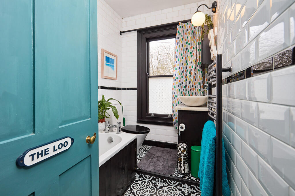 Edward Knight 202...