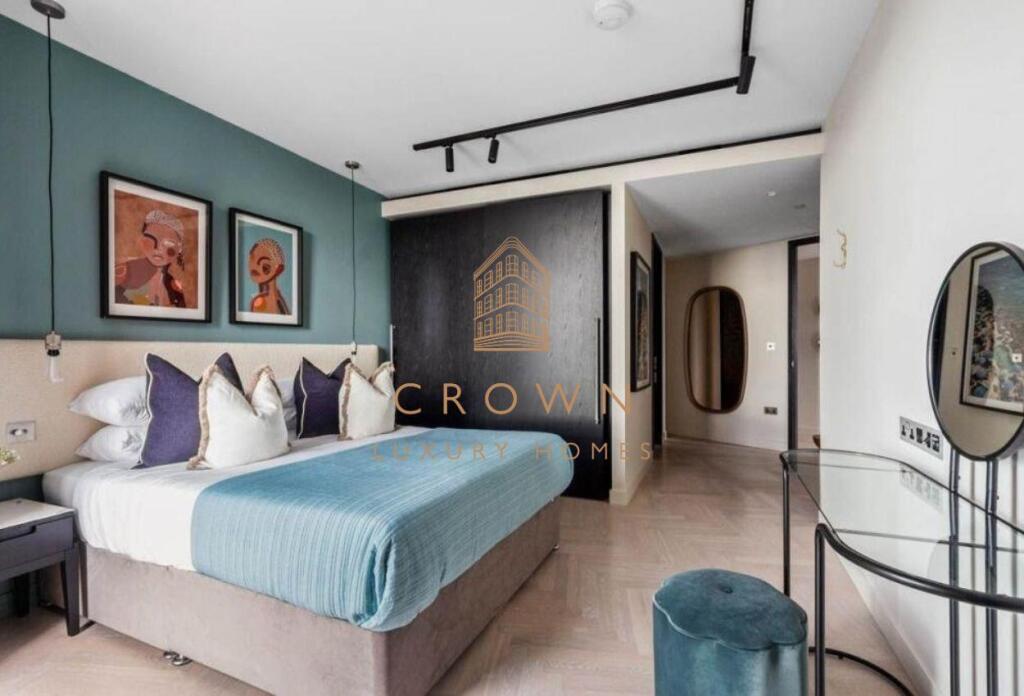 One Crown Place, 20N3031 (6).jpg
