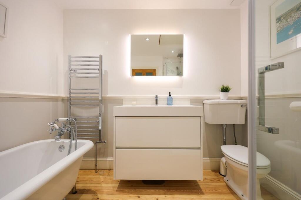 4@12 Oakfield Grove 17.JPG