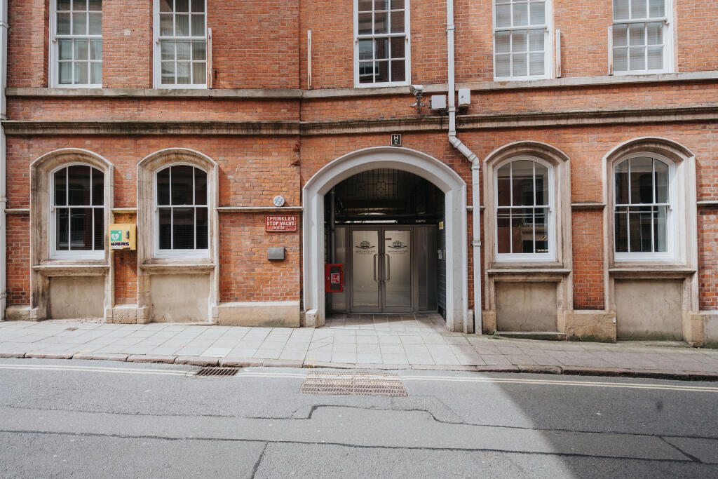 hounds gate court (69 of 70)