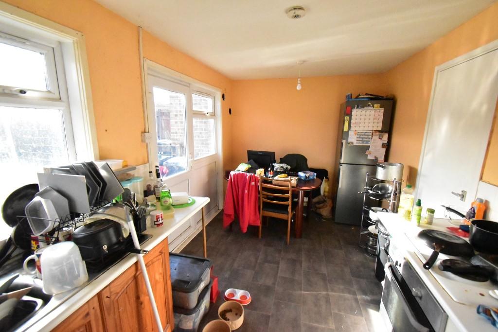 Dining/Kitchen