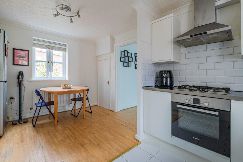 Ragnall Close 4-20.jpg