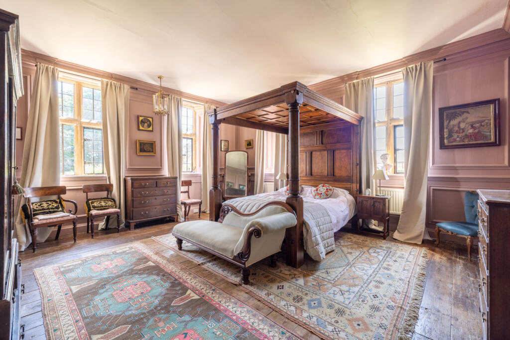 Main Bedroom