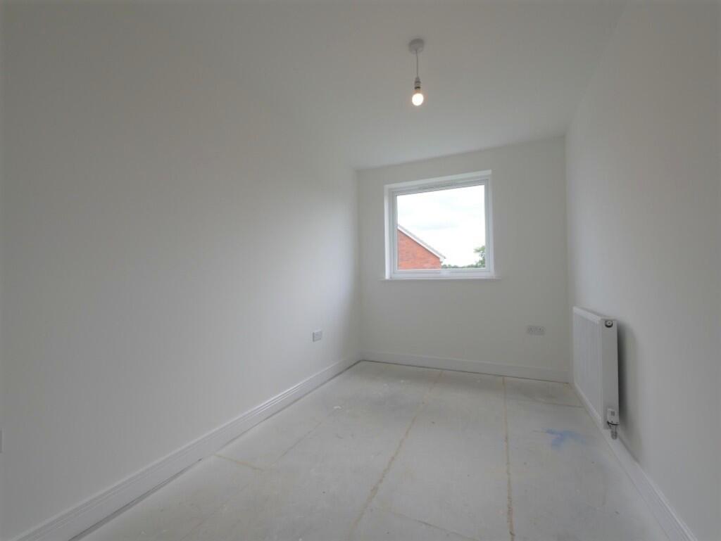 BEDROOM4