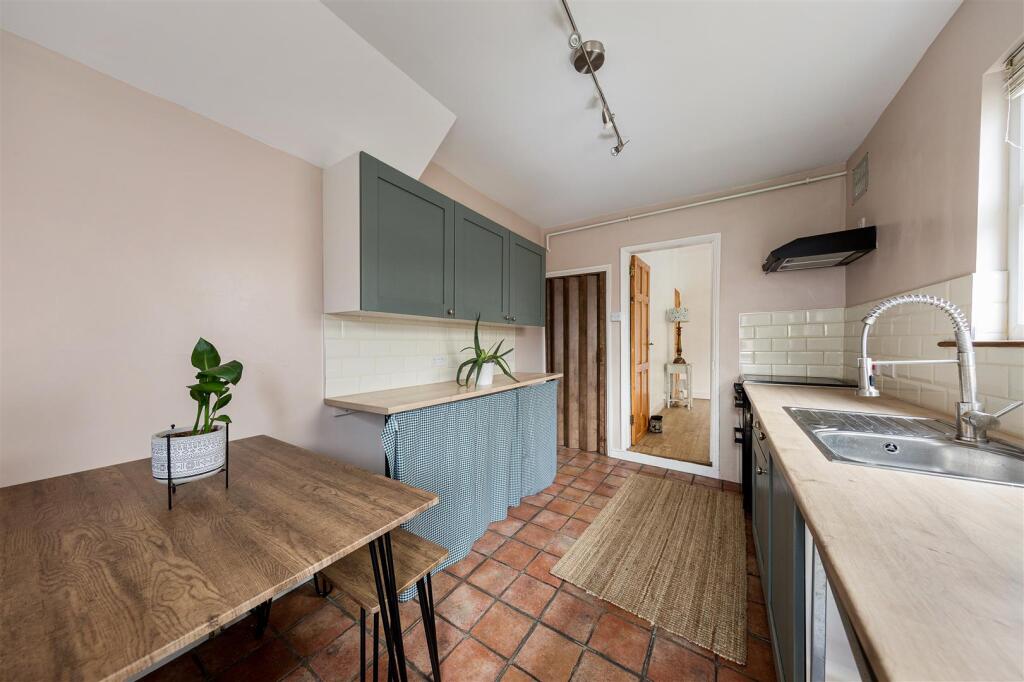 Geere Road E15