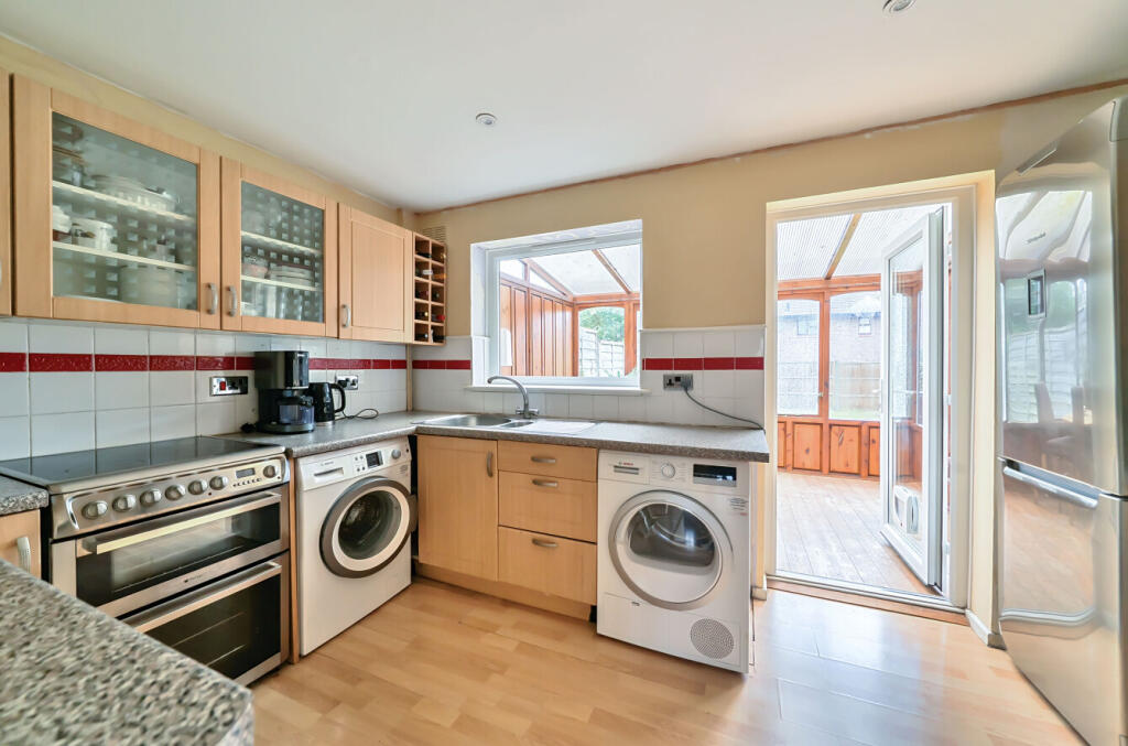 1304436-5-683f171...