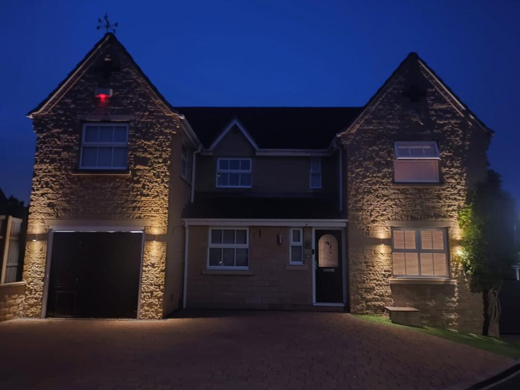 Front By Night
