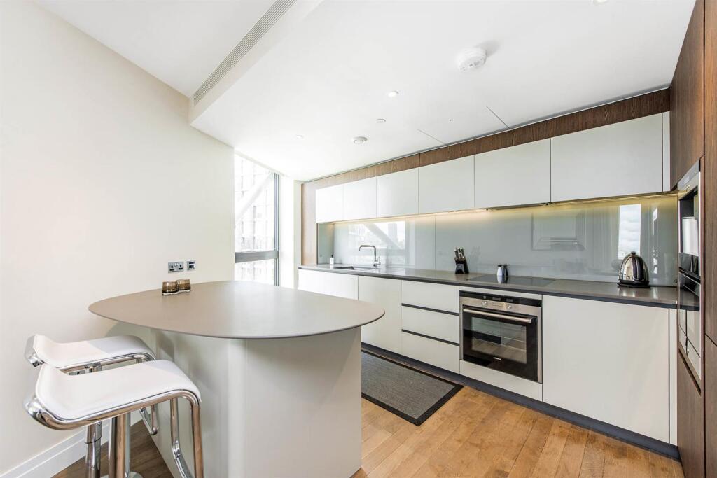 Kitchen 1.jpg