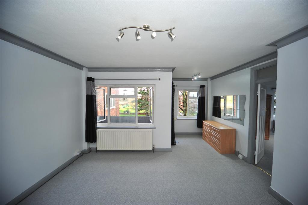 73DC-Liv-pov2d-9404.JPG