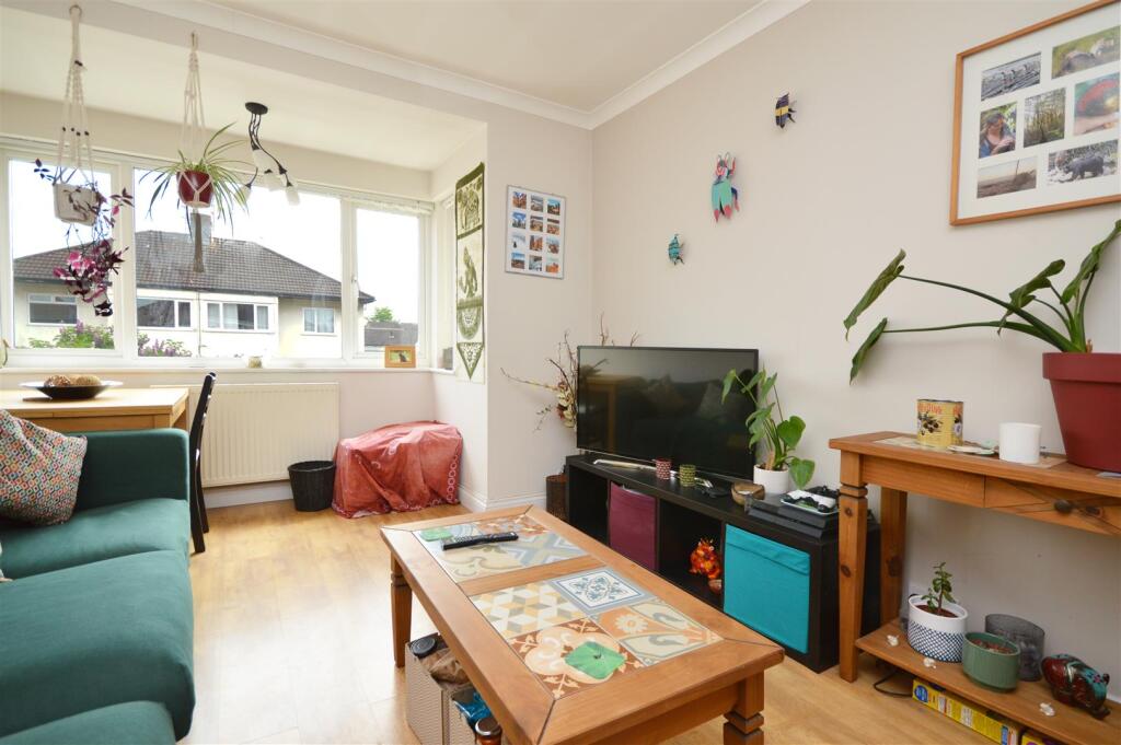 Sitting / Dining Room