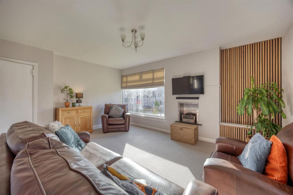 46_LARKFIELD_RD_LENZIE_008.JPEG