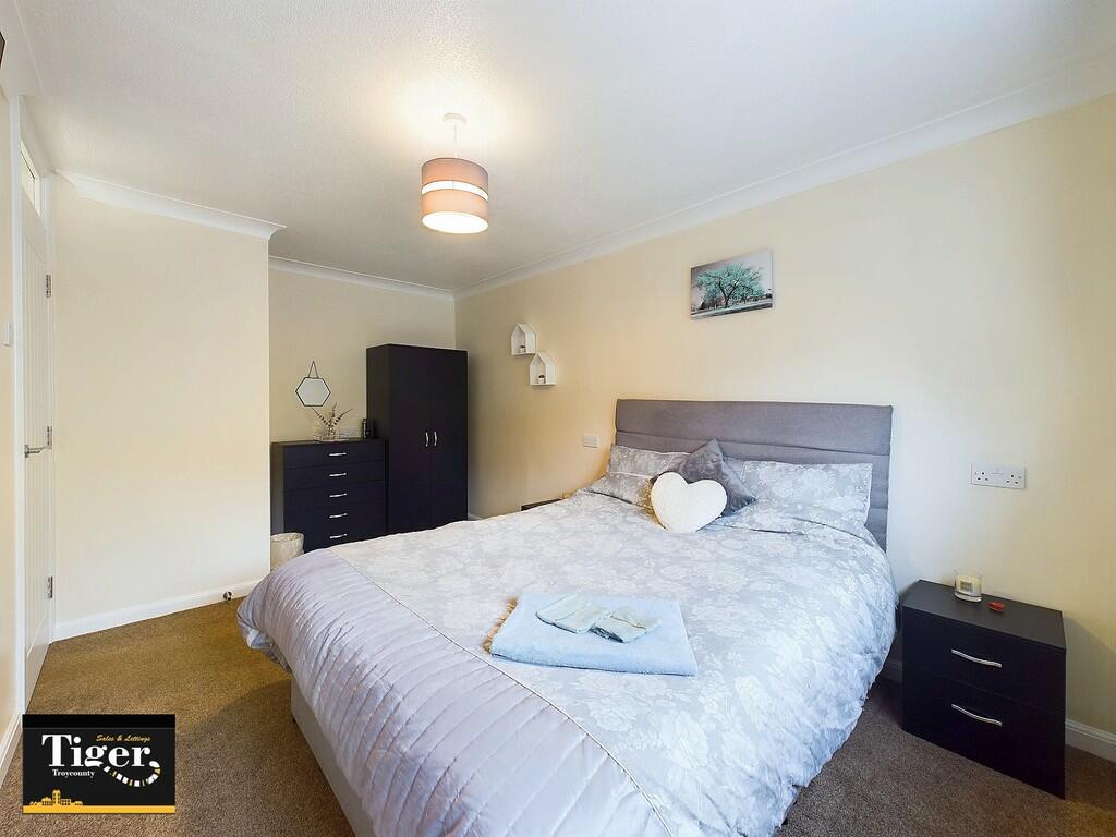 CAM03440G0-PR0216...