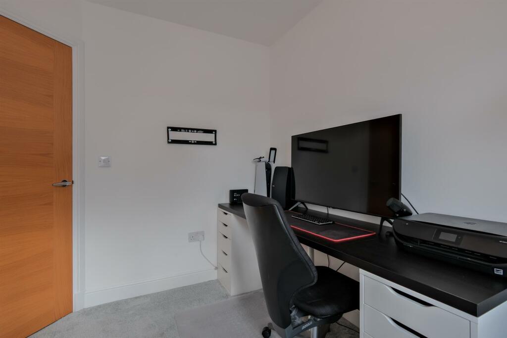 022-5 Curriefield View, Cleland ML1 5GQ.jpg