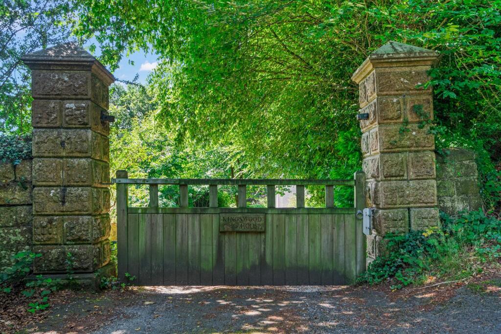 Entrance Gates