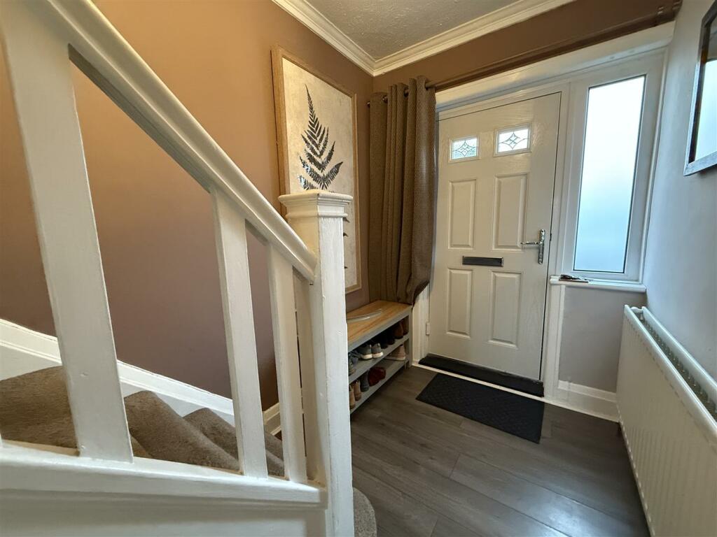RECEPTION HALLWAY