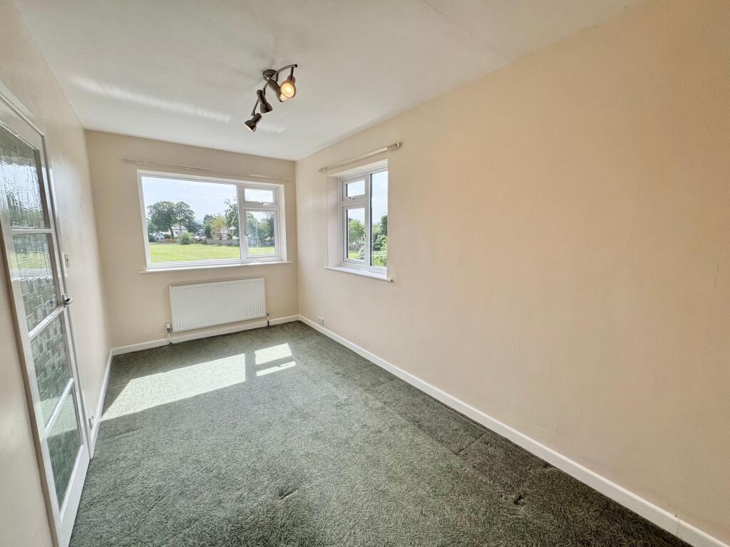 Bedroom (back right)