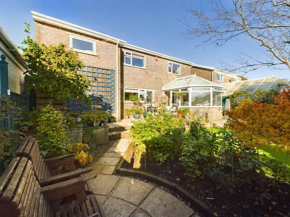 Garden 2.jpg