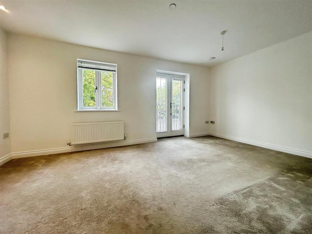 71c11f8c--445F-AFA3-A2485D3A4A79-20746-00000F6D3C2