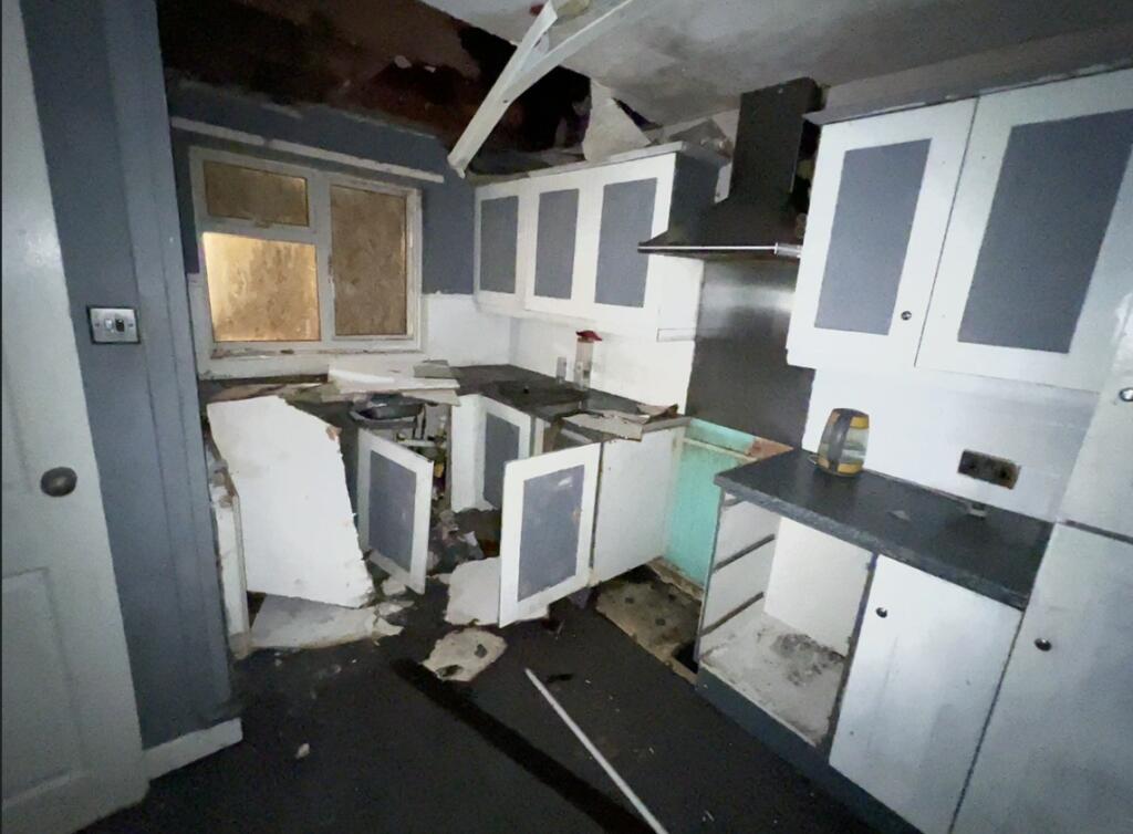 Kitchen T202509110947.jpg