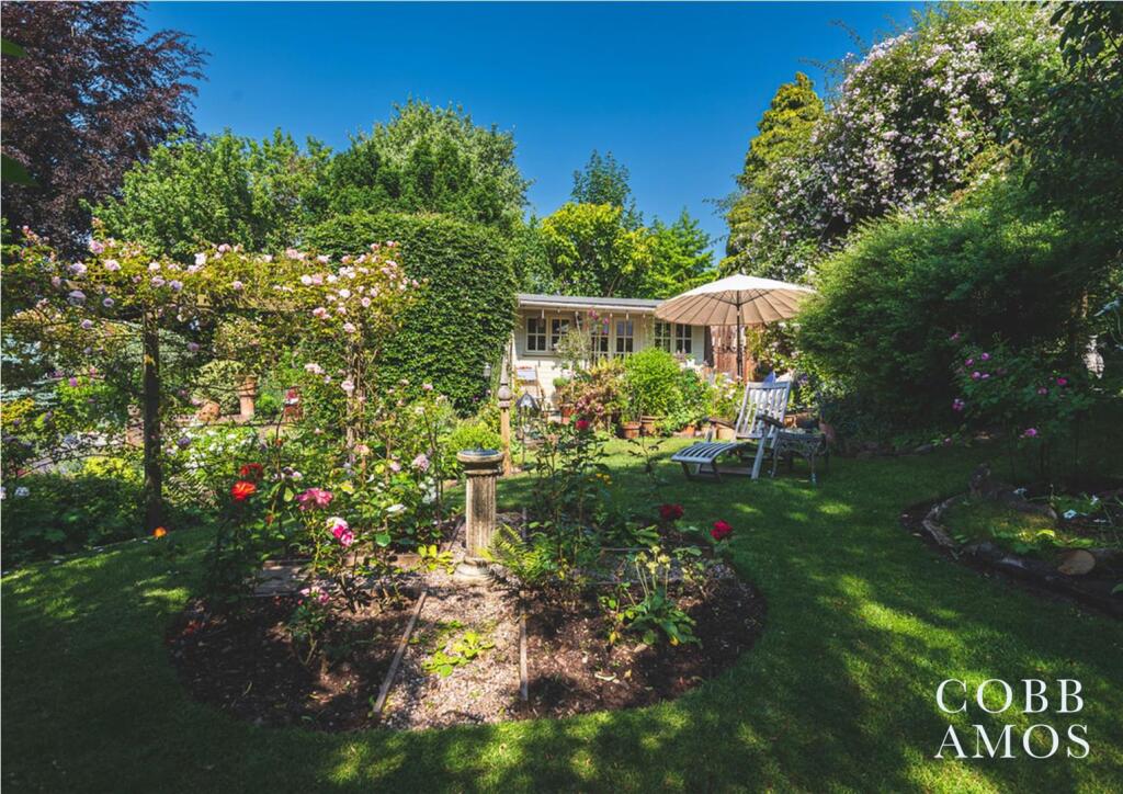 Brick Corner House 68.jpg