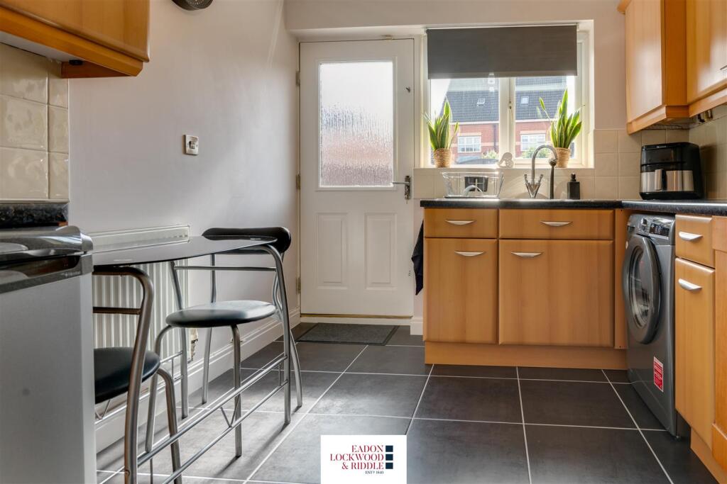 Kitchen Diner 3.jpg