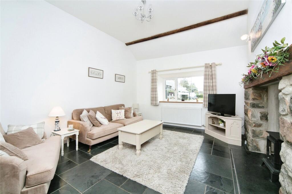 Cottage Living Room