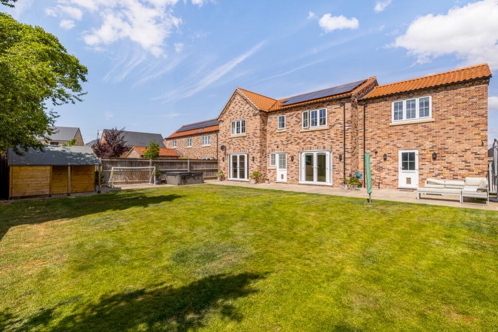 1 Clarke Close (Quadring)-13